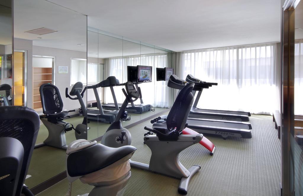 Park City Hotel Central Taichung Extérieur photo