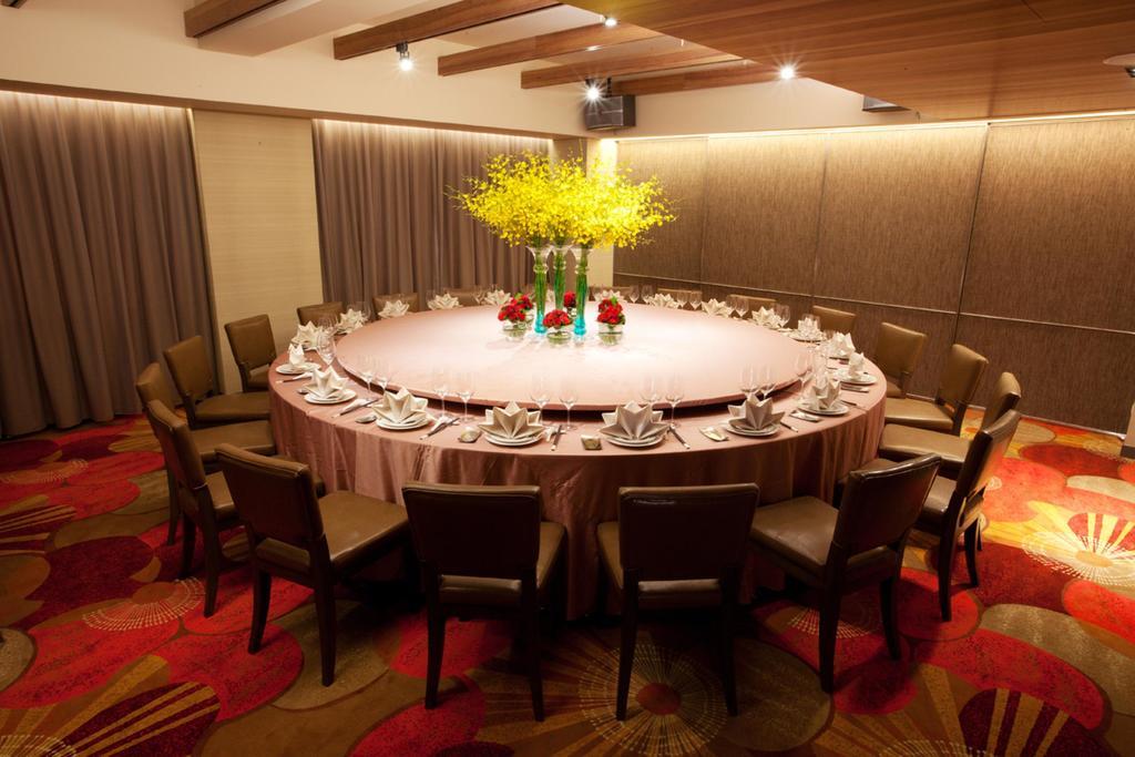 Park City Hotel Central Taichung Extérieur photo