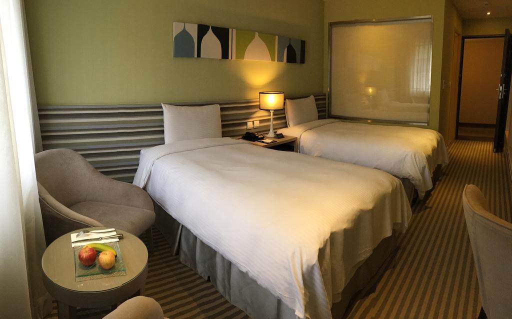 Park City Hotel Central Taichung Extérieur photo