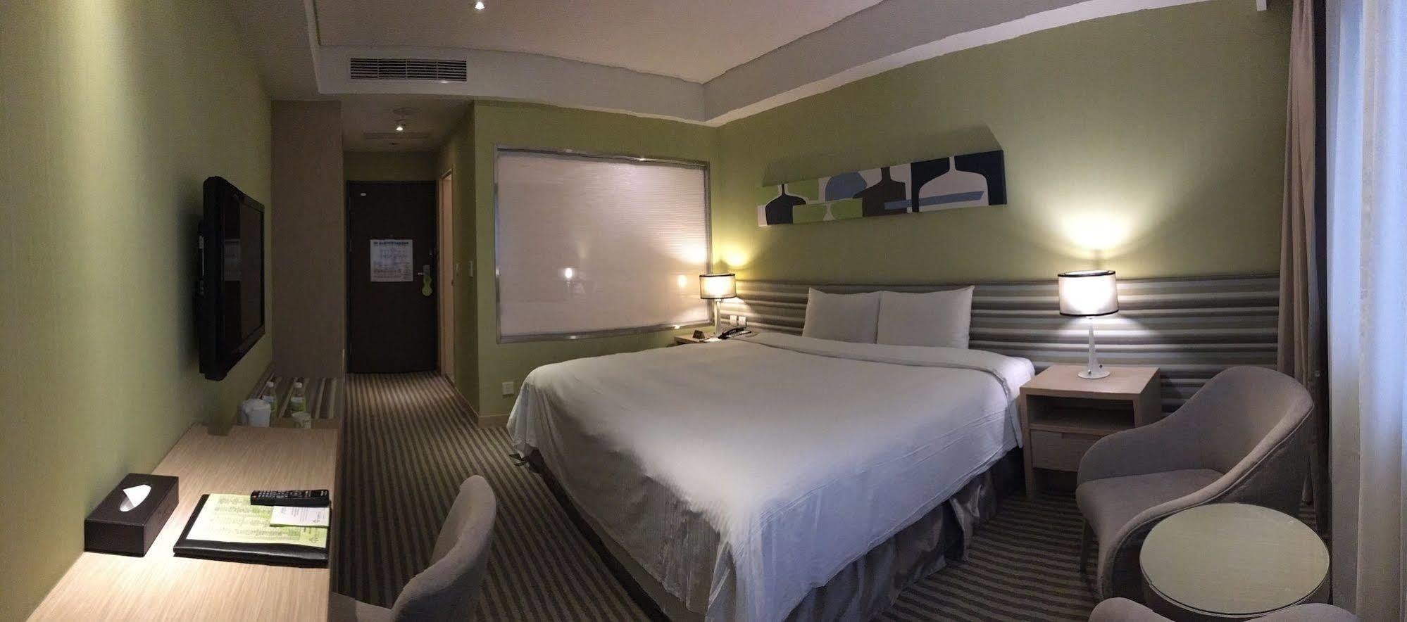 Park City Hotel Central Taichung Extérieur photo