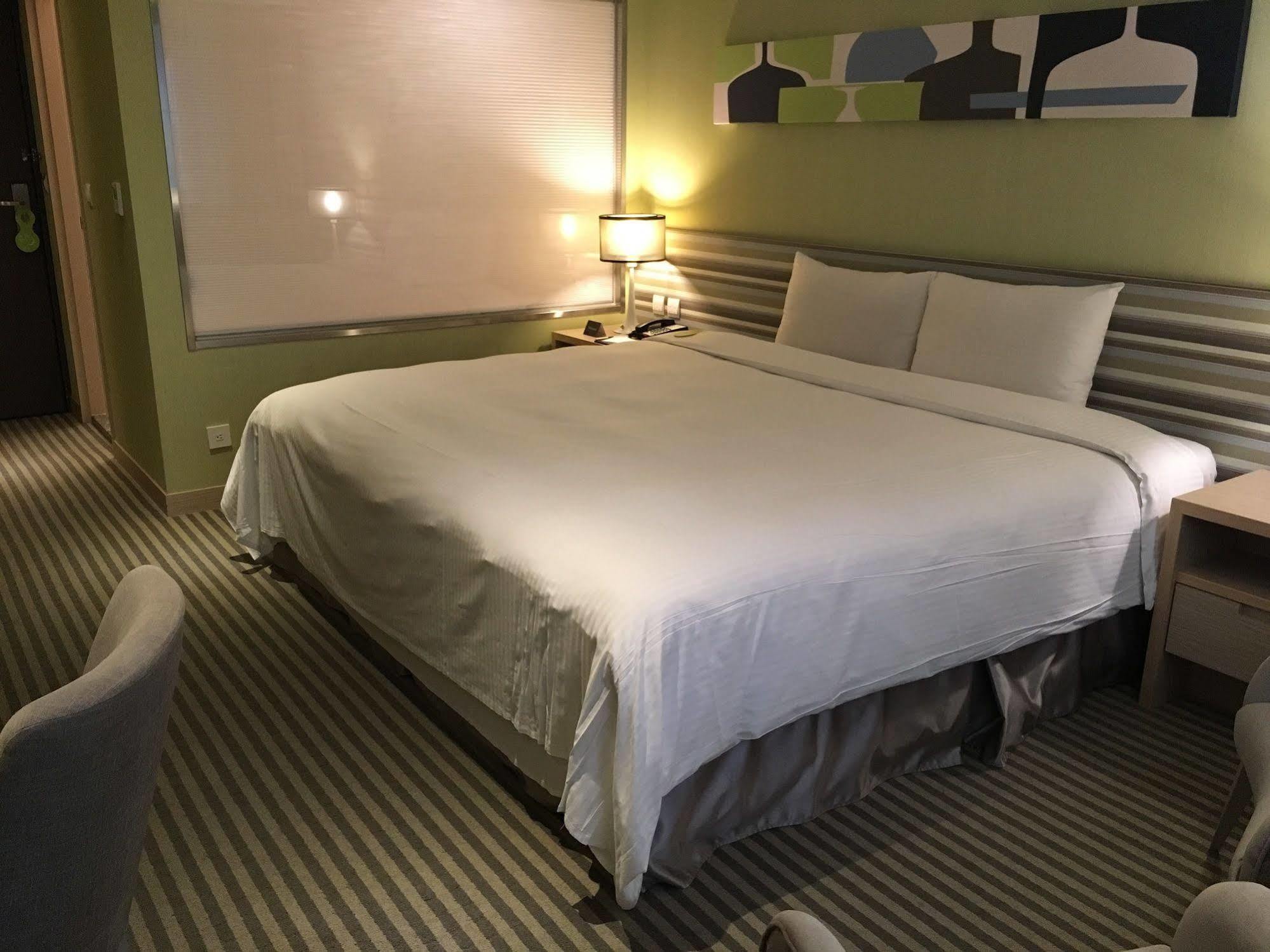 Park City Hotel Central Taichung Extérieur photo