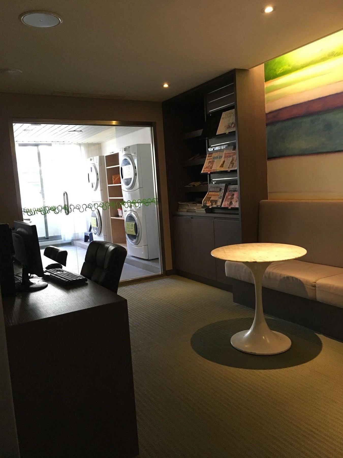 Park City Hotel Central Taichung Extérieur photo
